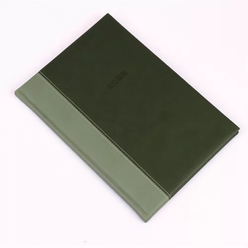 Határidőnapló Linett B/5, heti fehér lapokkal zöld-zöld Realsystem 2026.