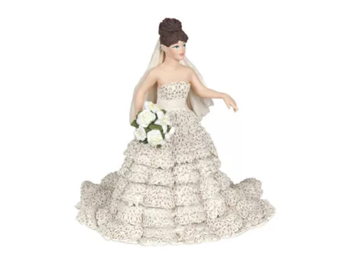 Papo menyasszony csipkeruhában 38819