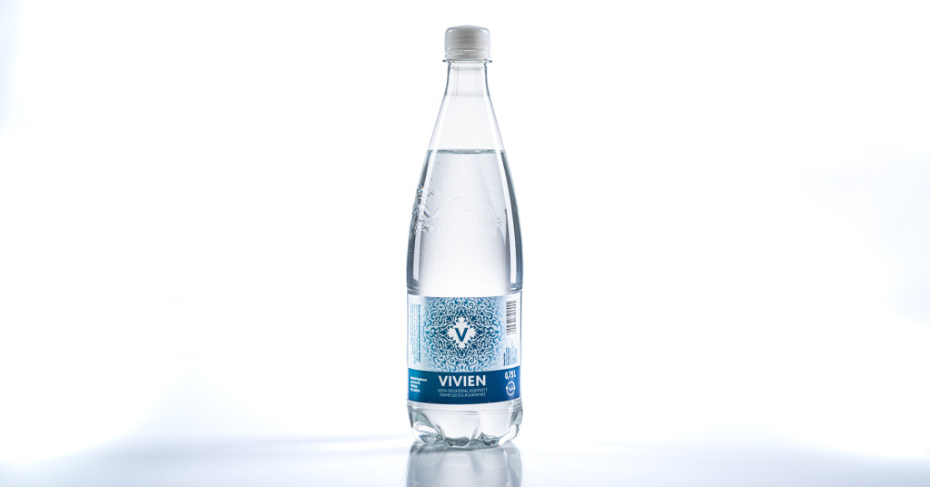 Vivien szén-dioxiddal dúsított természetes ásványvíz 750 ml